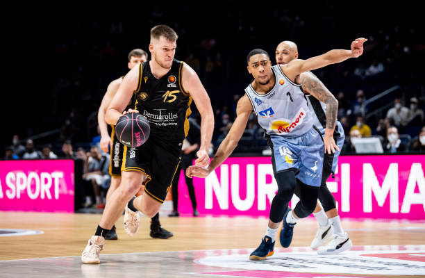 刻的决策失 刻的决策失