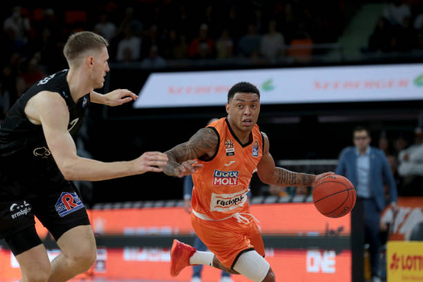 际交流和合 际交流和合