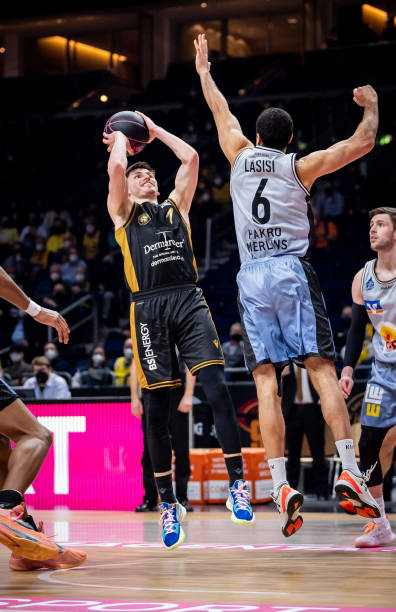 世豪足够支 世豪足够支